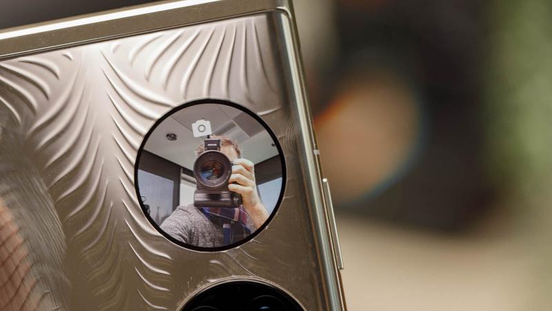 Autofoto de pantalla de cubierta de bolsillo de Huawei P50