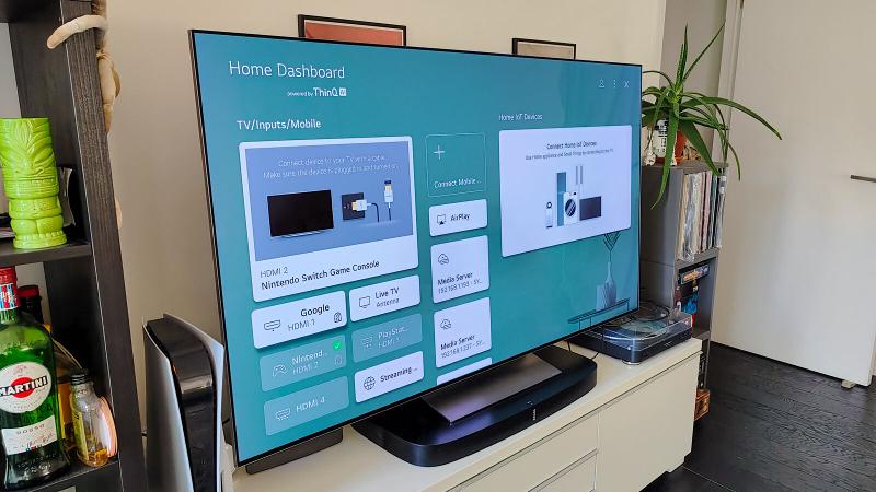 LG G2 OLED smart home